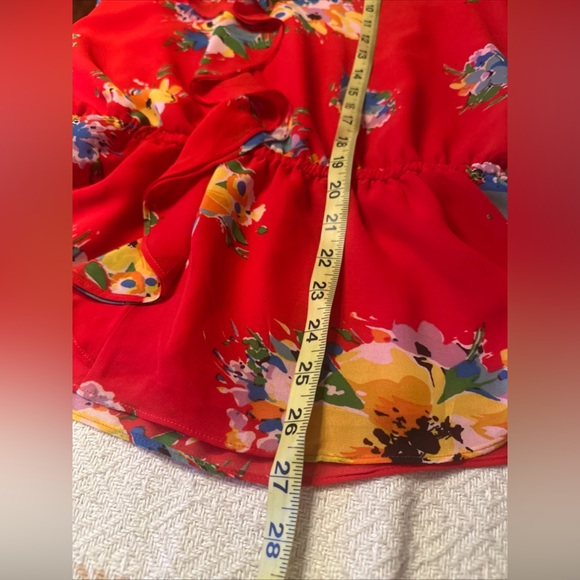 Lauren Ralph Lauren Peplum Top Black Label size XL tropical red floral vneck - Picture 10 of 11